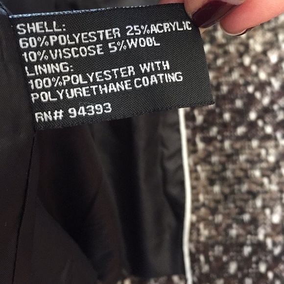 Classic tweed coat, NWOT! - Picture 6 of 6